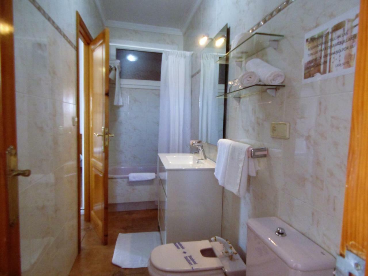 Apartamentos Turisticos Casa Soto Baiona Buitenkant foto