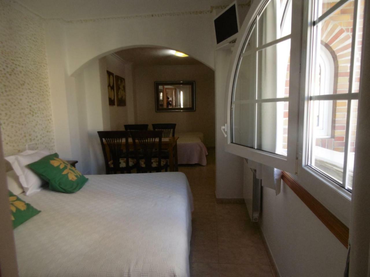 Apartamentos Turisticos Casa Soto Baiona Buitenkant foto