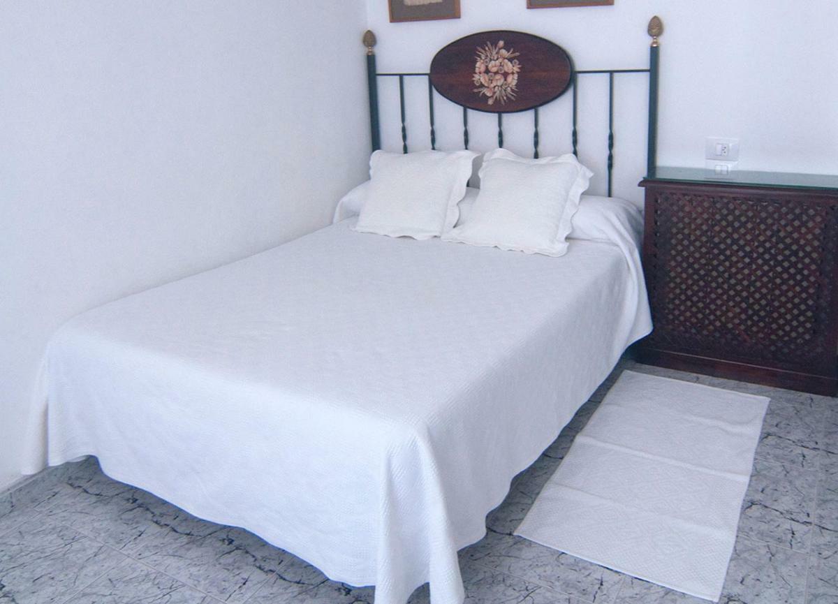Apartamentos Turisticos Casa Soto Baiona Buitenkant foto